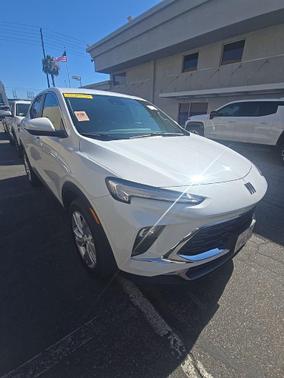 Summit White 2025 Buick Encore GX Preferred