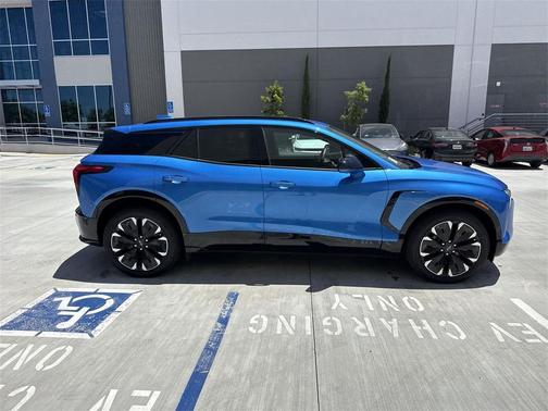 2024 Chevrolet Blazer EV eAWD RS