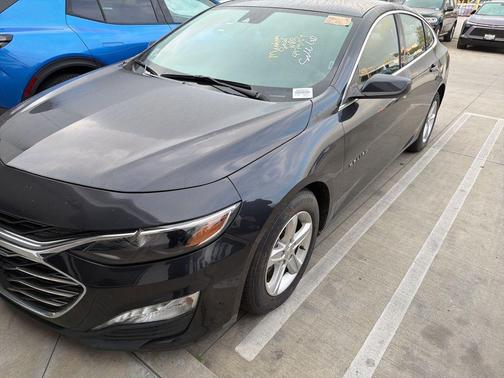 Dark Ash Metallic 2023 Chevrolet Malibu FWD 1LT