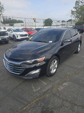Mosaic Black Metallic 2023 Chevrolet Malibu FWD 1LT