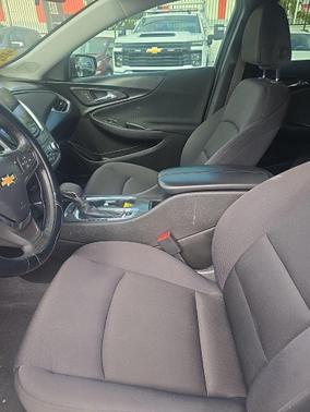 Mosaic Black Metallic 2023 Chevrolet Malibu FWD 1LT