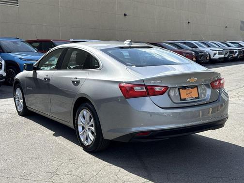 Sterling Gray Metallic 2025 Chevrolet Malibu FWD 1LT