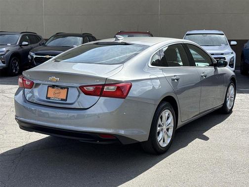 Sterling Gray Metallic 2025 Chevrolet Malibu FWD 1LT