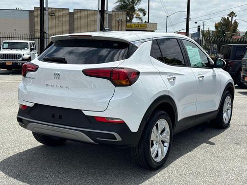 Summit White 2025 Buick Encore GX Preferred