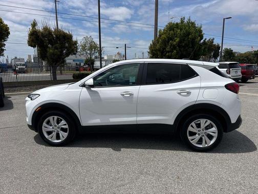 Summit White 2025 Buick Encore GX Preferred