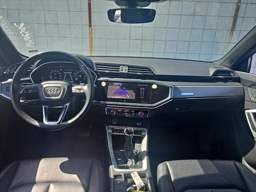 2023 Audi Q3 Premium 45 TFSI S line quattro Tiptronic