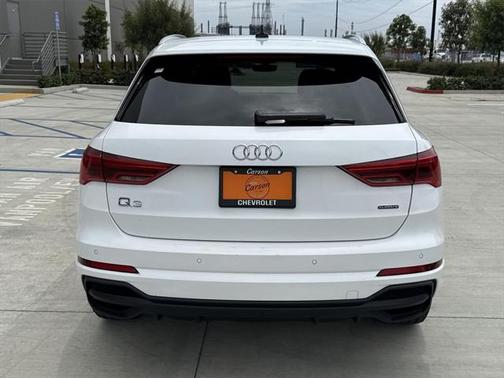 2023 Audi Q3 Premium 45 TFSI S line quattro Tiptronic