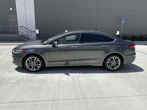 2019 Ford Fusion SEL