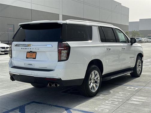 2023 Chevrolet Suburban Premier