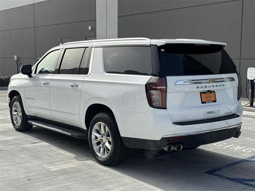 2023 Chevrolet Suburban Premier