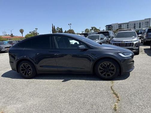 2024 Tesla Model X Long Range