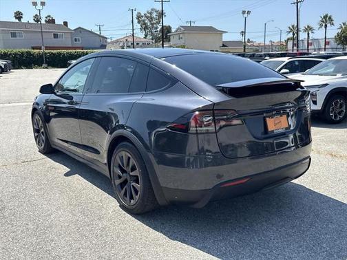 2024 Tesla Model X Long Range