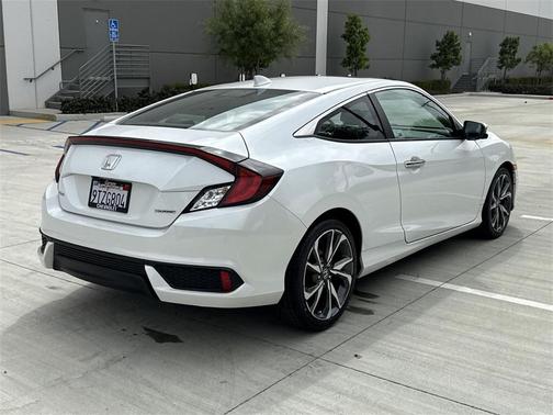 2020 Honda Civic Touring