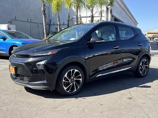 Mosaic Black Metallic 2023 Chevrolet Bolt EUV FWD Premier