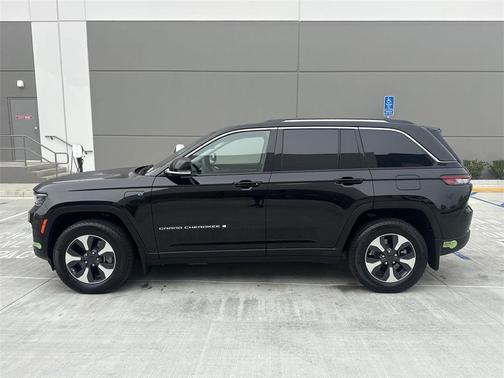 2022 Jeep Grand Cherokee 4xe Base