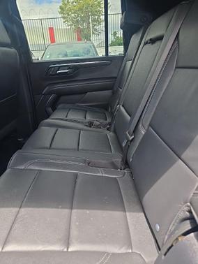 Black 2025 Chevrolet Suburban 4WD Z71