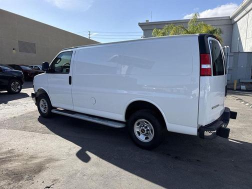 2024 GMC Savana 2500 Work Van