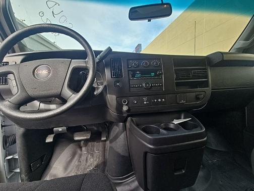 2024 GMC Savana 2500 Work Van