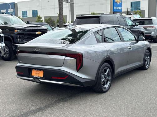 Steel Gray 2025 Kia K4 LXS