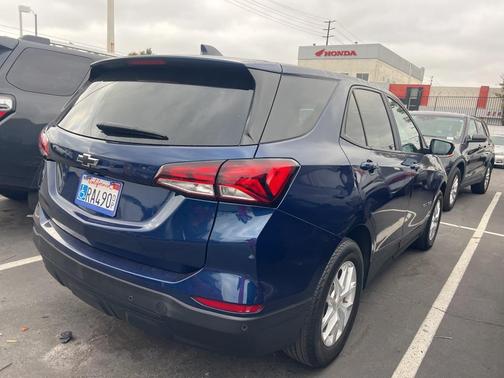 2023 Chevrolet Equinox LS