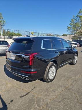 2025 Cadillac XT6 Luxury FWD