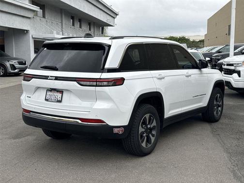 2022 Jeep Grand Cherokee 4xe Base