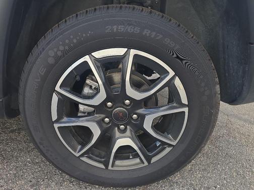 Bright White Clearcoat 2025 Jeep Compass Trailhawk