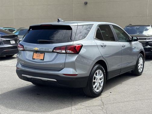 Sterling Gray Metallic 2024 Chevrolet Equinox 1LT