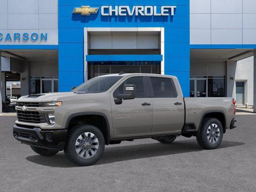 White Sands 2026 Chevrolet Silverado 2500 Custom