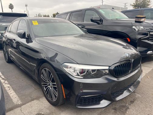 2018 BMW 540 540i