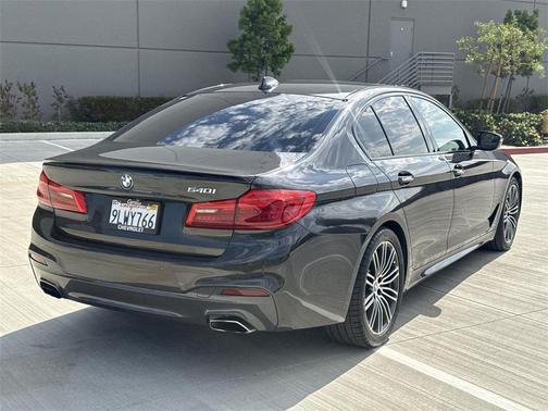 2018 BMW 540 540i