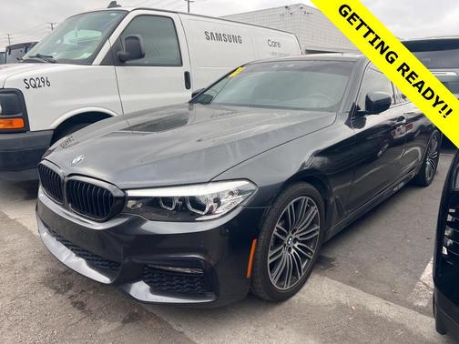 2018 BMW 540 540i