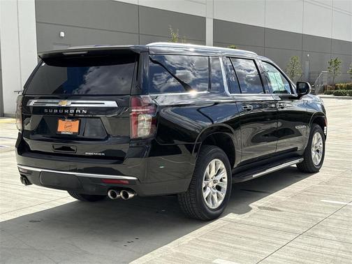 2024 Chevrolet Suburban Premier