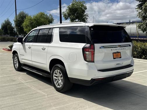 2021 Chevrolet Suburban LT