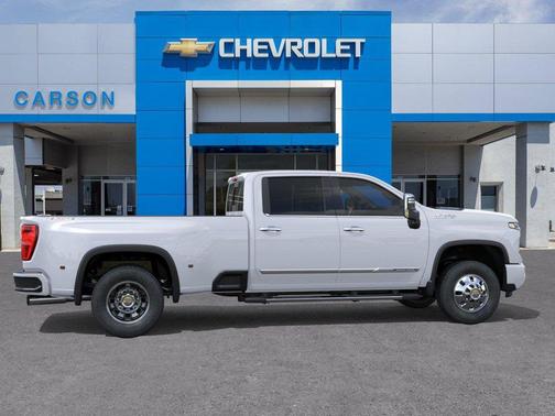 Polar White 2026 Chevrolet Silverado 3500 High Country