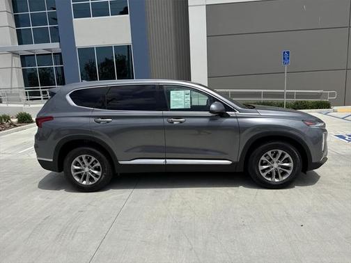 2019 Hyundai SANTA FE SEL 2.4