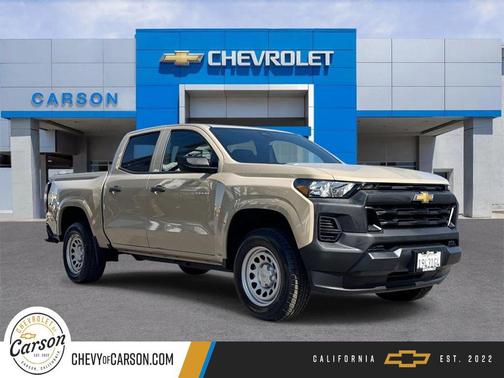 Sand Dune Metallic 2024 Chevrolet Colorado WT