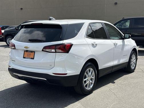 Summit White 2022 Chevrolet Equinox 1LT