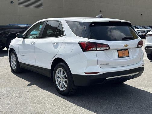 Summit White 2022 Chevrolet Equinox 1LT