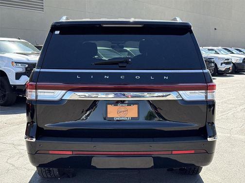 2024 Lincoln Navigator Premiere