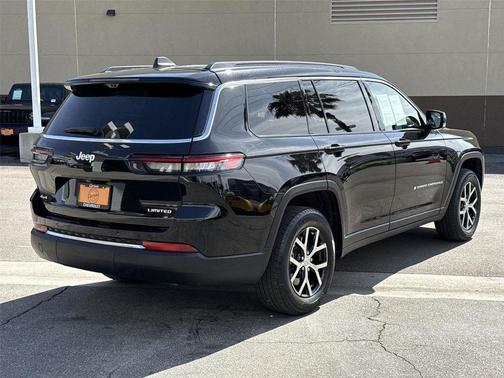 Diamond Black Crystal Pearlcoat 2024 Jeep Grand Cherokee L Limited