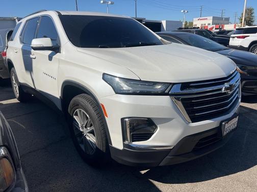 2022 Chevrolet Traverse LT Cloth