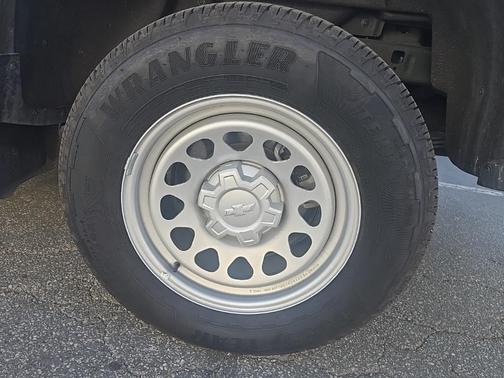 2024 Chevrolet Colorado WT