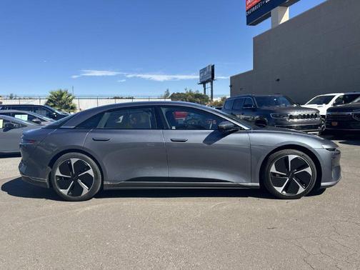 2024 Lucid Air Touring