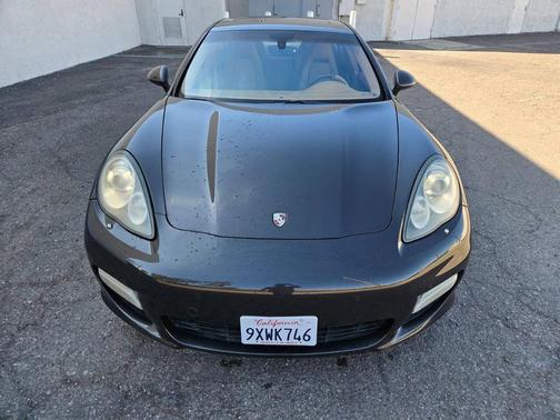 Platinum Silver Metallic 2010 Porsche Panamera Turbo