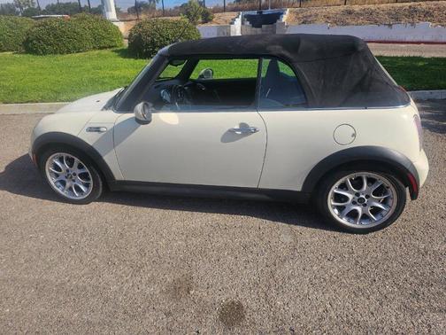 Pepper White 2006 MINI Cooper S