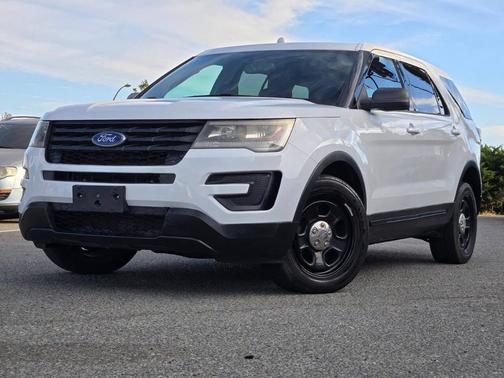 Oxford White 2017 Ford Utility Police Interceptor Base