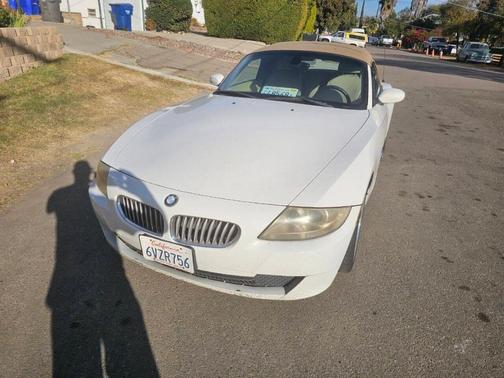 Alpine White 2007 BMW Z4 3.0si Roadster