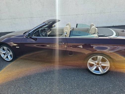 Burgundy 2007 BMW 335 i