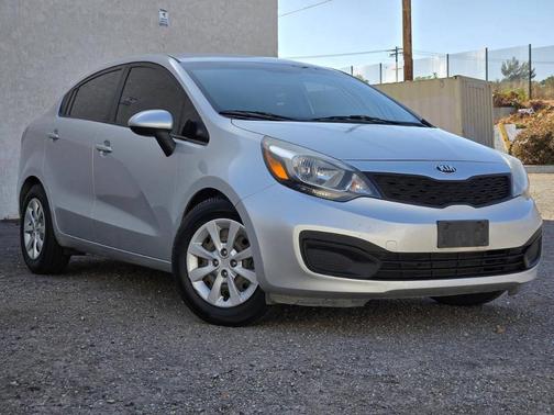 Bright Silver 2014 Kia Rio LX